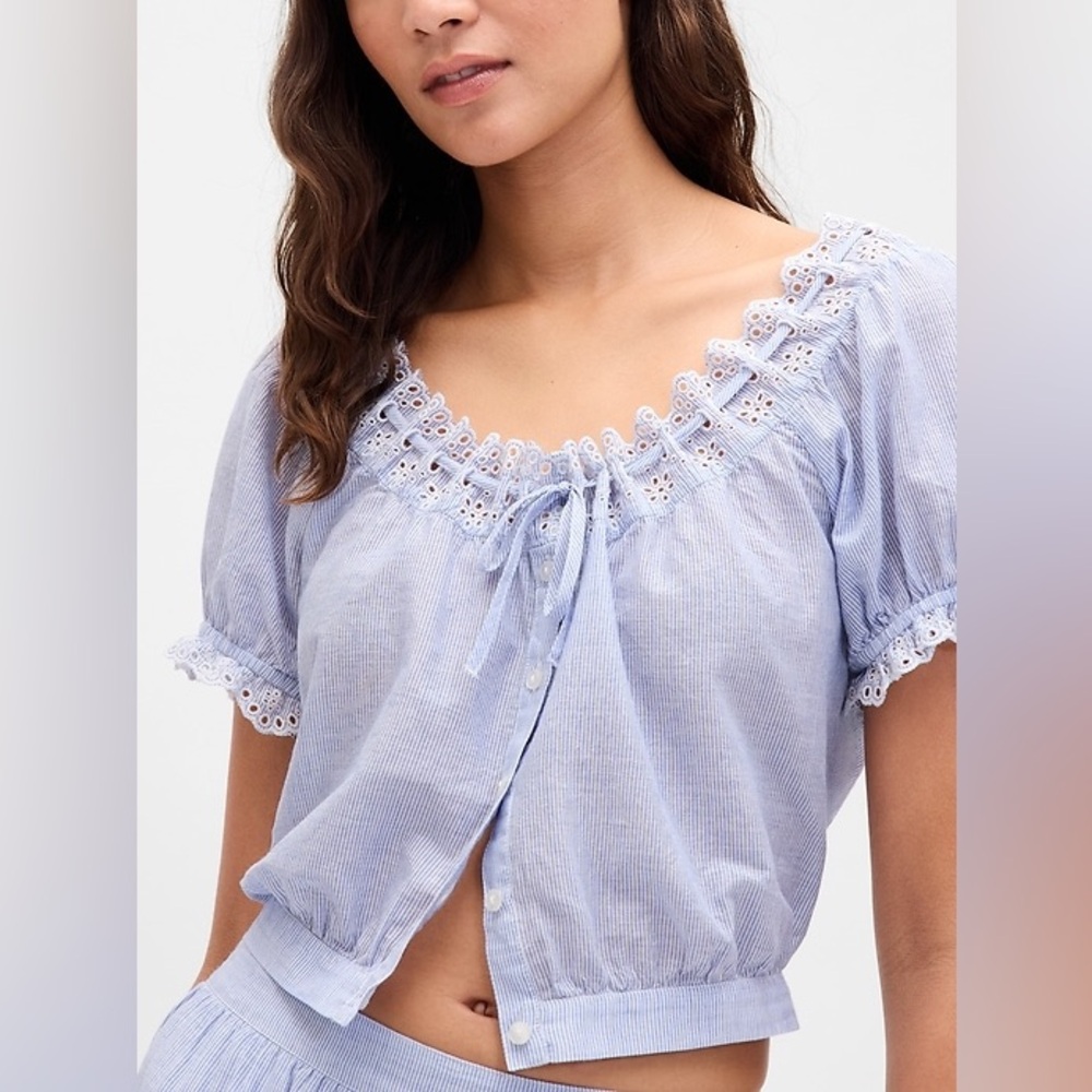 GAP Light Blue Eyelet-Trim Peasant Crop Blouse Top